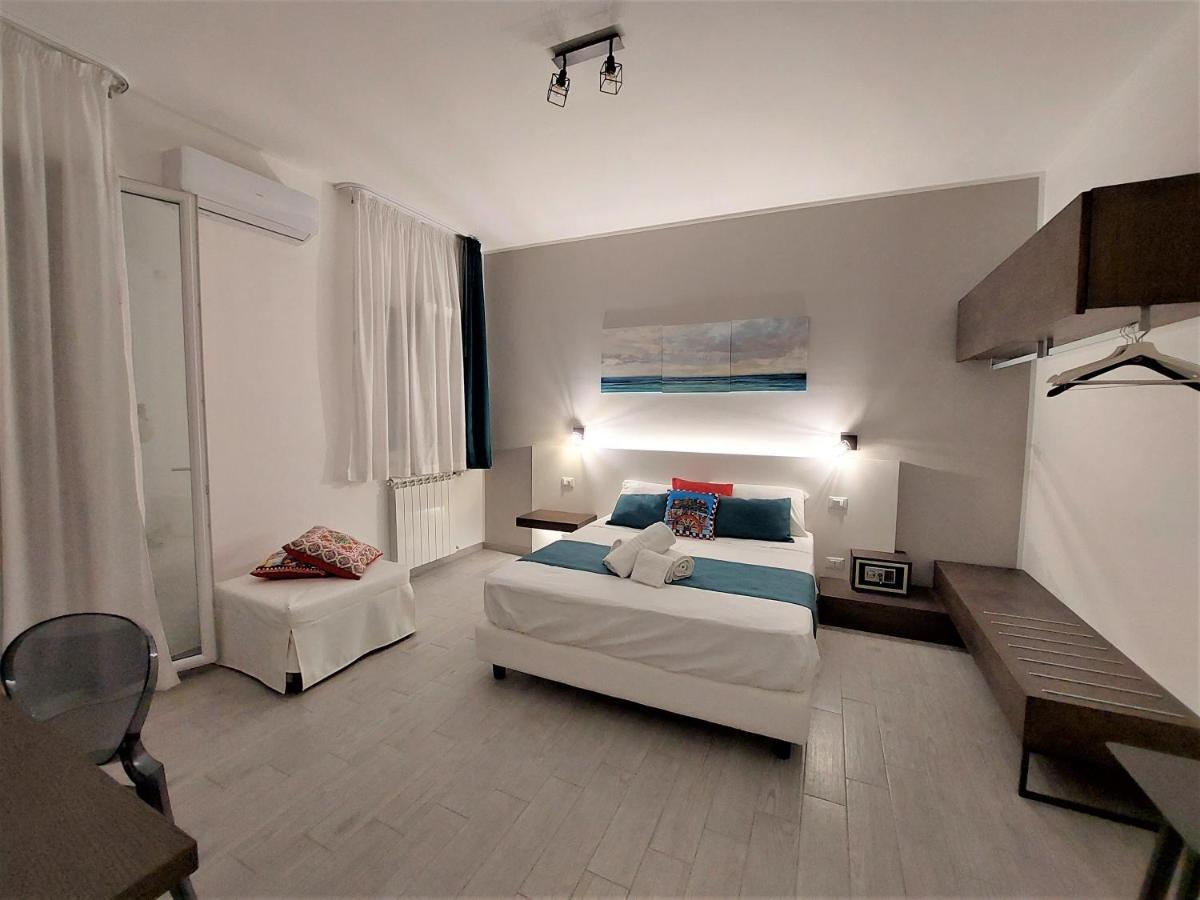 Leone Apartments ปาแลร์โม ภายนอก รูปภาพ